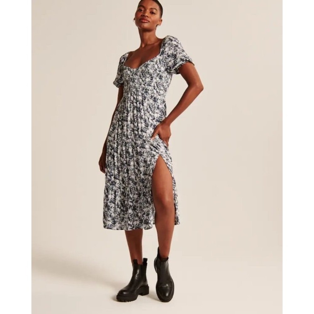 Abercrombie & Fitch Midi Dress Short Sleeve Smocked Blue White Size Large Tall